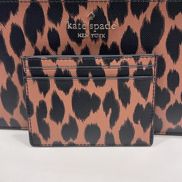 Kate Spade Schuyler Small Slim Card Holder
NWT - Picture 5 of 16